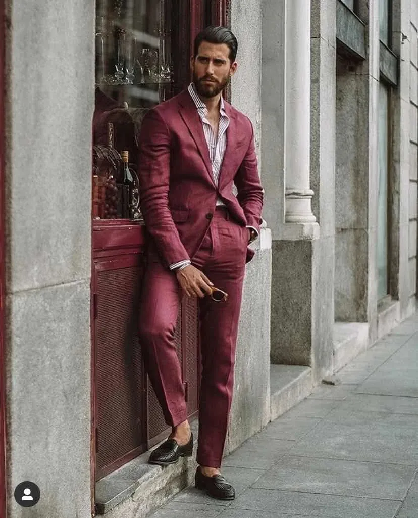 Kırmızı Velvet Damat Klasik Smoomsmen Düğün Prom Takas Erkek Balo Giyim Takımları Erkekler Düğün Takımları İki Parça Jacketpants 240123