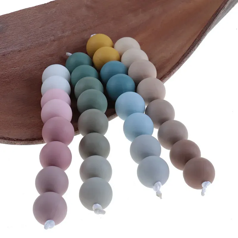 QHBC 200 pièces Silicone 12mm bébé dentition perles rondes accessoires pour attache-sucette chaîne personnalisé jouets de dentition couleur 240123