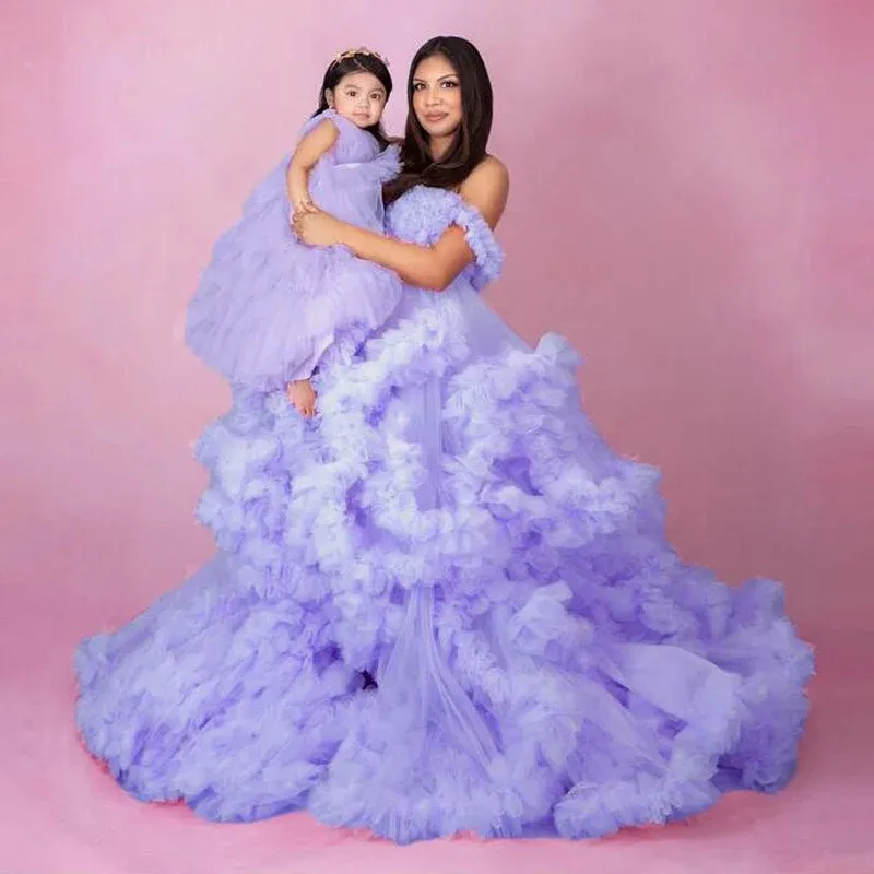 Pleated Ruffles Mom And Daughter Dress Grossesse Lush Mesh Ruffled Birthday Party Tulle Gowns Front Slit Long Dresses baby shower