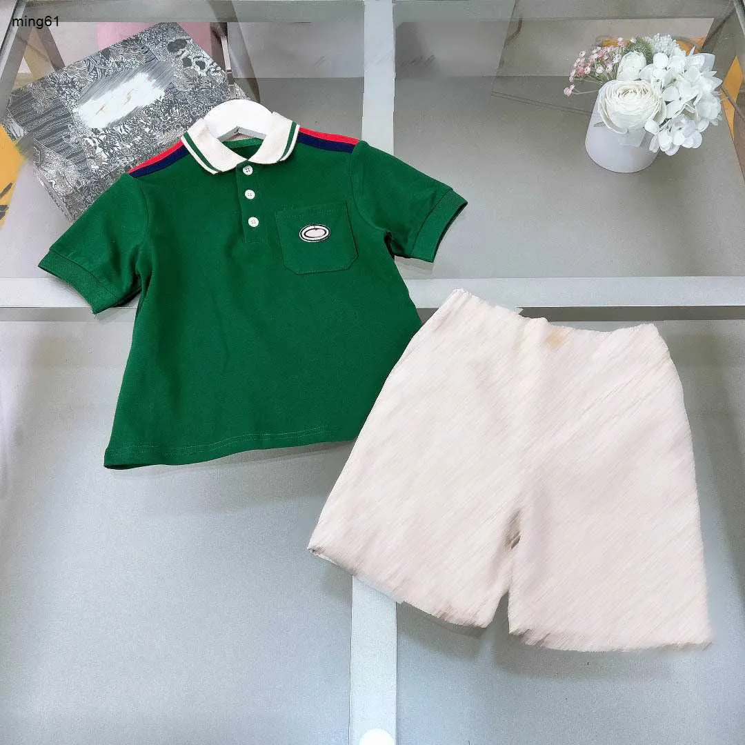 T-shirt per bambini di marca estate bambino Tute a maniche corte Taglia 100-150 T-shirt e pantaloncini con risvolto di alta qualità Jan20