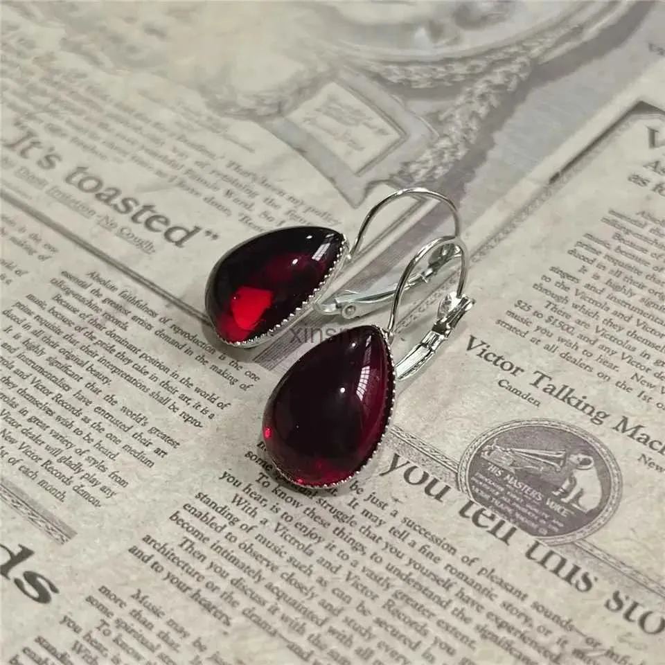 Stud Gothic Vampire Blood Red Earrings For Women Girls Fashion Mystery Witch Jewelry Accessories Gift Red Drop Crystal Magic Earrings YQ240129