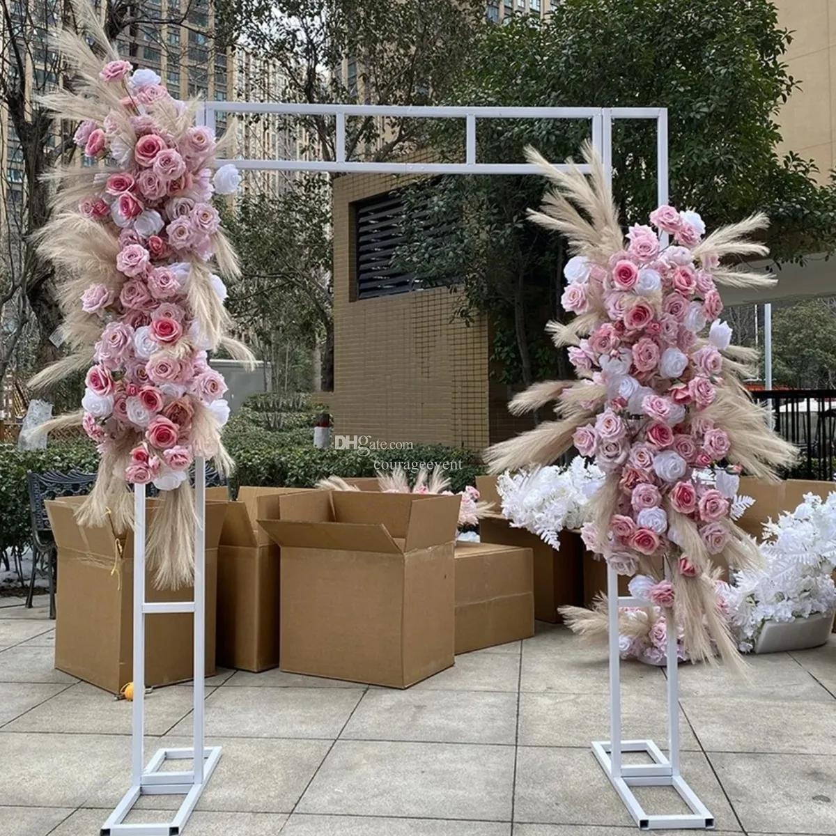 Bespaar veel op bulk Red Rose Wedding Arch Kunstmatige Rode Crème Roos  Huwelijksboog Decoratie Vierkante Metalen Bloem Achtergrond Voor ..., image size:1200x1200