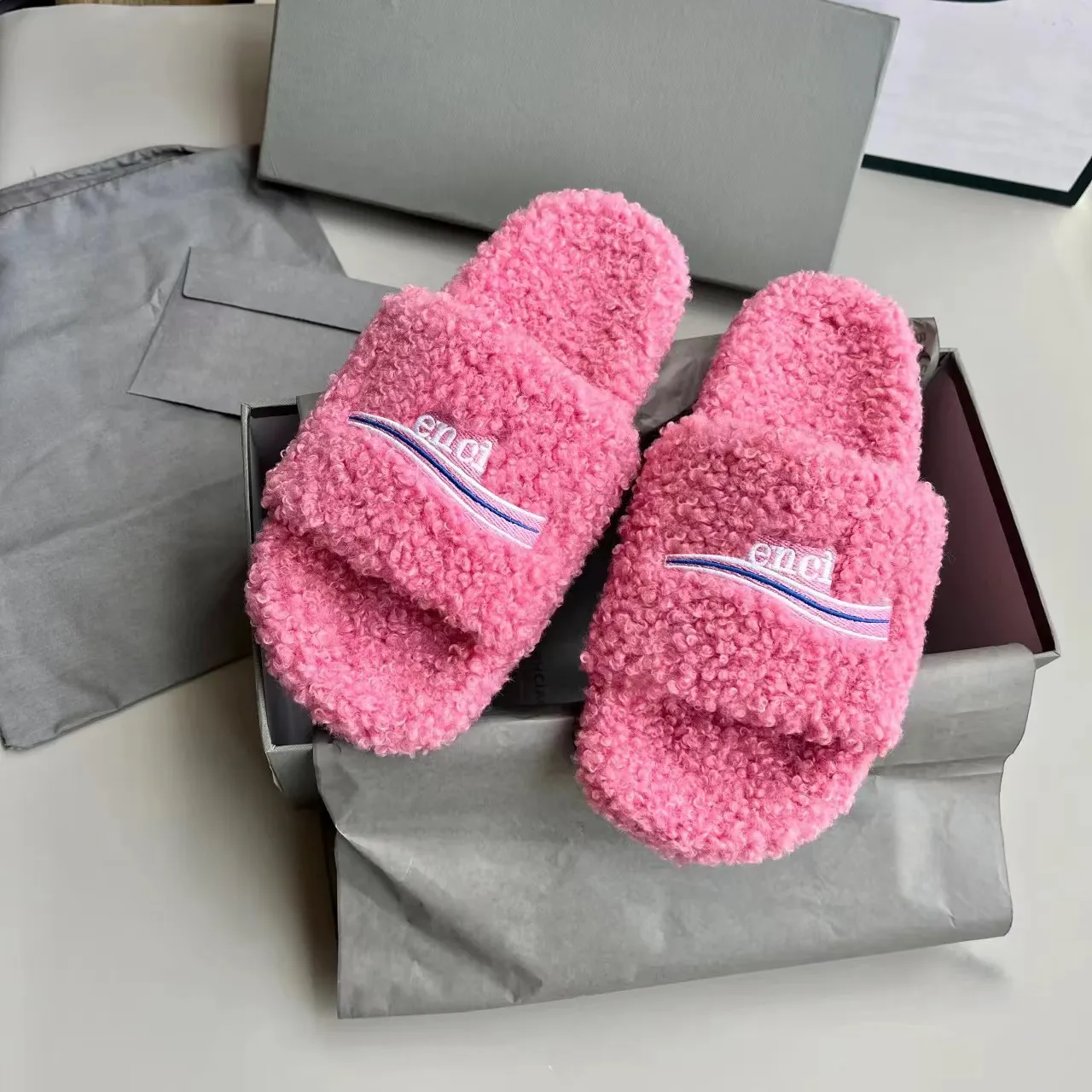 tazz Slippers luxury Designer slides fashion fluffy sandale teddy bear Winter warm womens fuzzy Slipper black white sandal Casual Shoe house flat outdoors Slide box