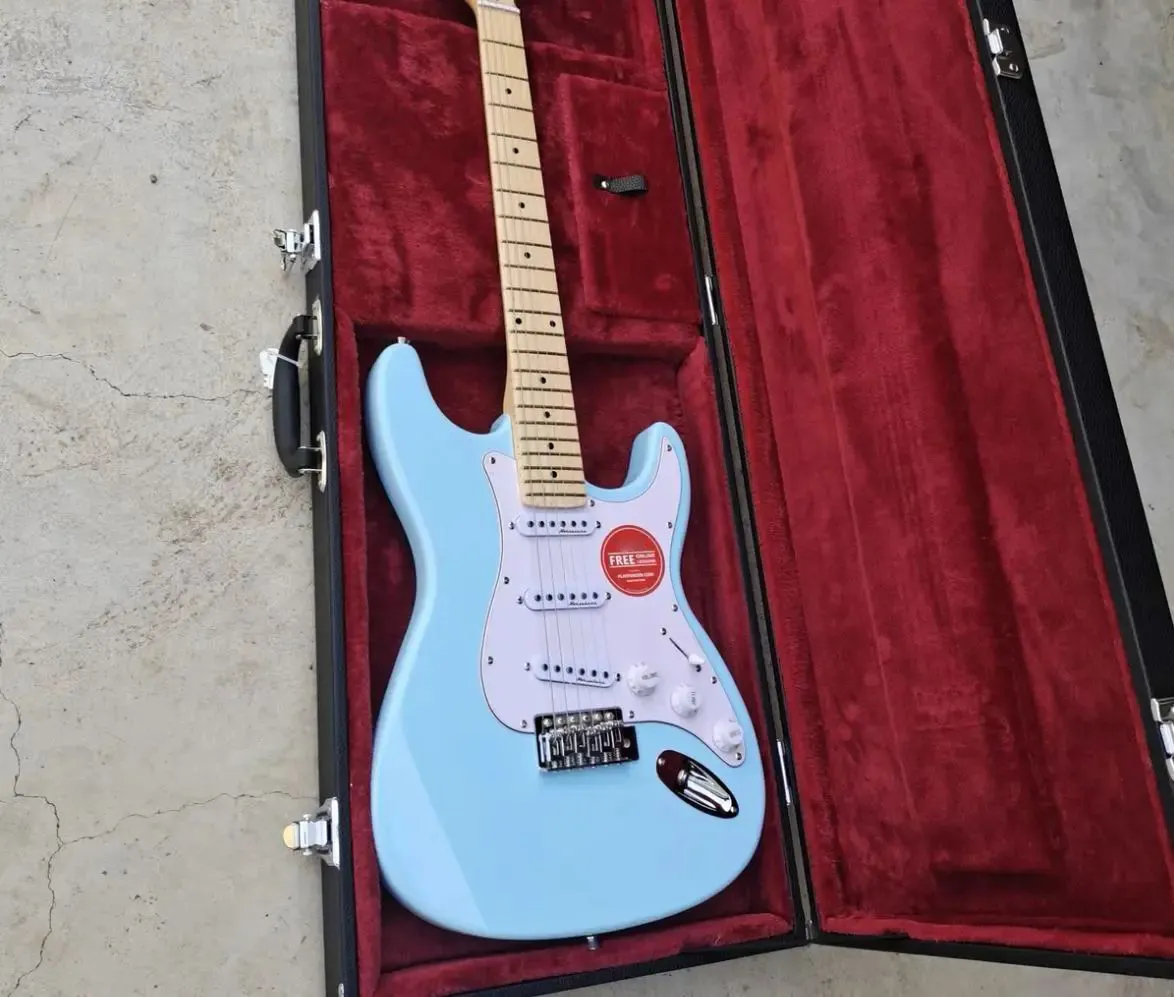 セントギターソリッドボディスカイブルーカラーメープルフィンガーボード高品質ギター