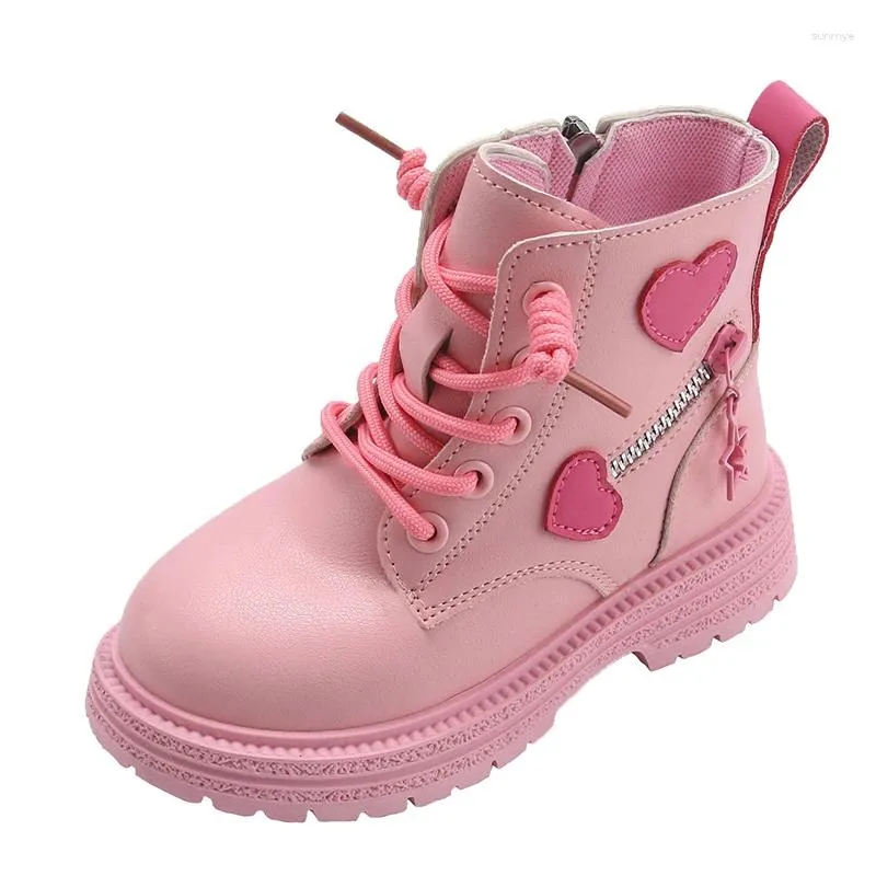 ブーツ女の子足首ファッションピンクの愛のデザイナープリンセスシューズのための秋の冬の子供カジュアルチルドレンズショート