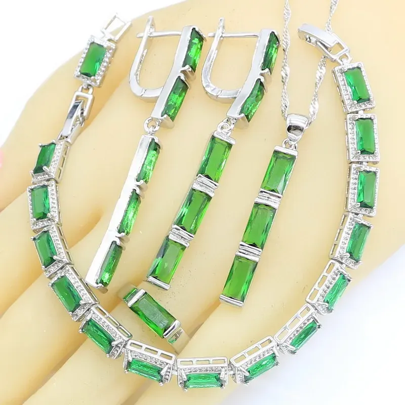 Chokers Green Semiprecious Jewelry Ensembles pour femmes Boucles de bracelet de mariage Boucles d'oreilles Boucles d'oreilles Ring d'anniversaire Cadeau