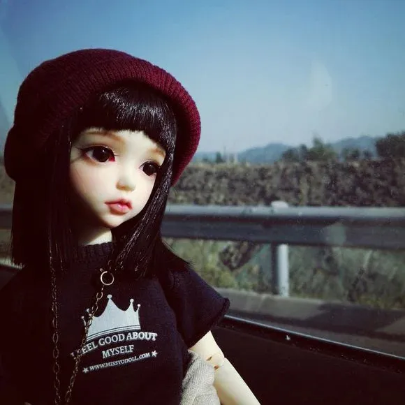 DHgate.com:SD Fashion 16 BJD Doll with 2 Outfits and