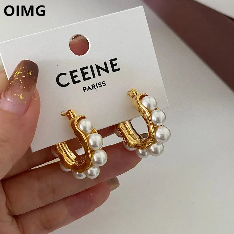 OEM 316L acier inoxydable plaqué or trempé magnifiques boucles d'oreilles en anneau de perle d'imitation adaptées aux cadeaux de Noël des femmes imperméables 240129