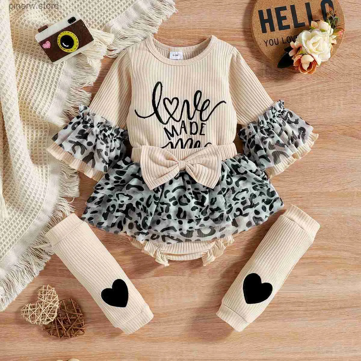 Conjuntos de ropa FOCUSNORM 0-18M, conjuntos de ropa de 3 uds para bebés recién nacidos, mameluco con letras de manga larga con estampado de leopardo y volantes, pantalones cortos y mallas