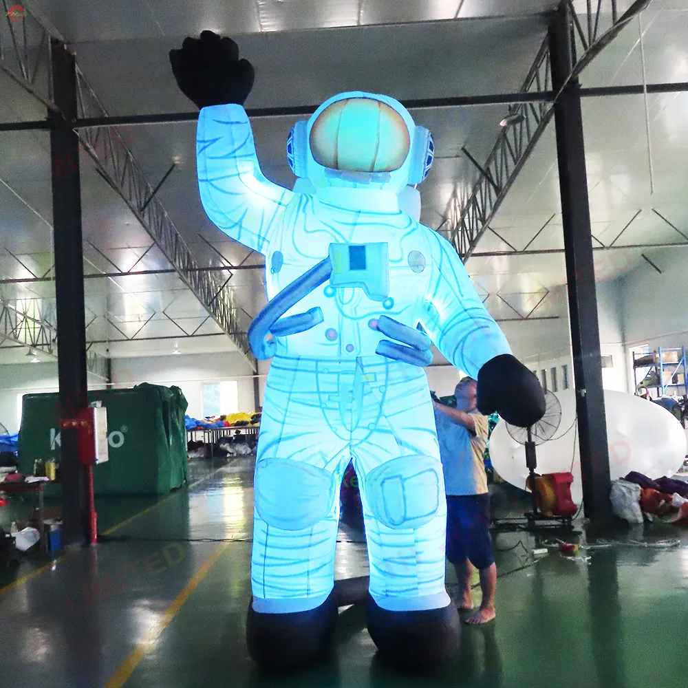 Attività all'aperto 10 mH (33 piedi) Con ventilatore, astronauta gonfiabile gigante con luce a led, grande astronauta pubblicitario, cartone animato in vendita