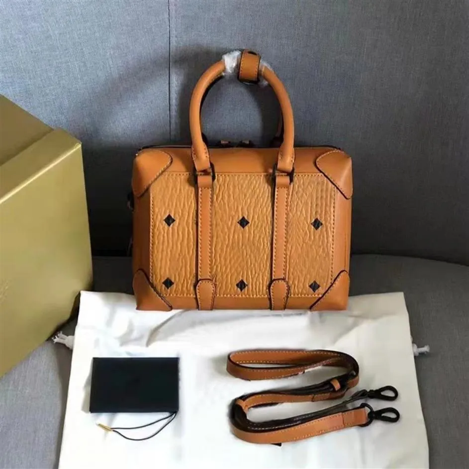 Top designer classic Boston bag large capacity men's shoulder bag women's banquet handbag 6802287x