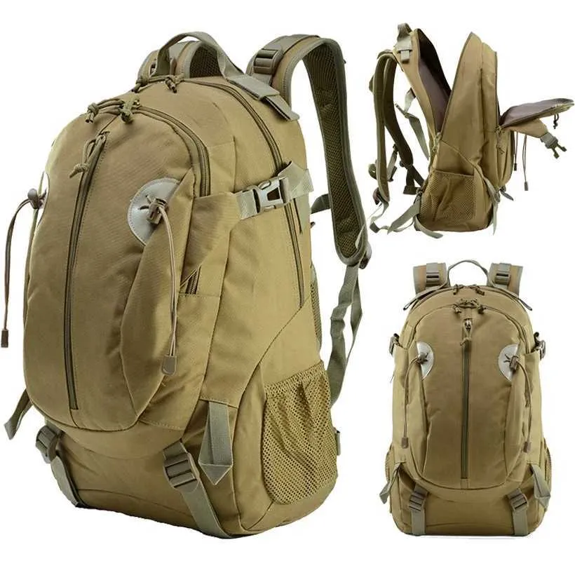 Wandertaschen 30L Herren Taktischer Rucksack Army Assault Bags Wasserdichte Outdoor-Molle-Tasche Große Kapazität Multifunktions-Camouflage-Rucksäcke YQ240129