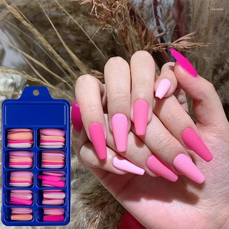 Falska naglar 100 st/låda blandad färg kista falsk akryl tryck på manikyr tips färgglada nagel mandel konstgjord verktyg