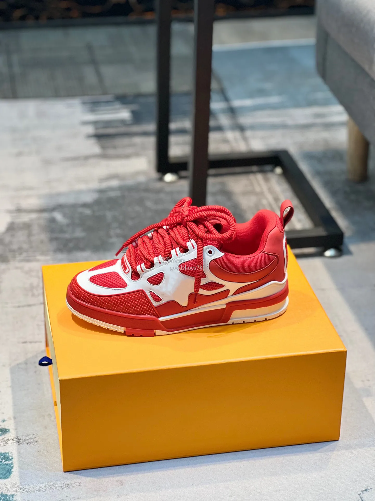Shin | @shin___813 👈My recent posts . . Onitsuka Tiger