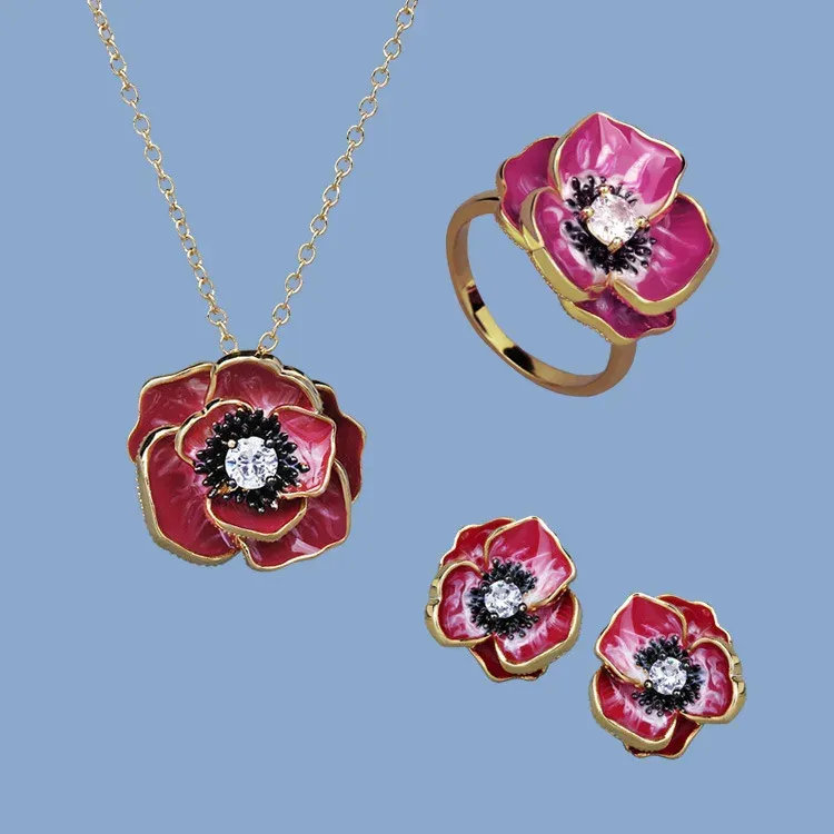 Set di gioielli in smalto fatti a mano Palace per donna Set di tre pezzi Fiore di rosa rosa Gioielli Anello Collana Orecchini Accessori per la cena