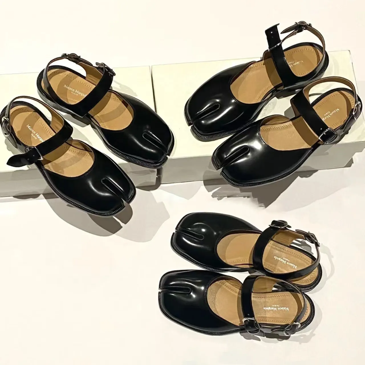 Designer Inspired Tabi Slippers: Luxury Leather Mules, Casual Slides, Beach  Sandals for Women Men Loafers Ballet Flats