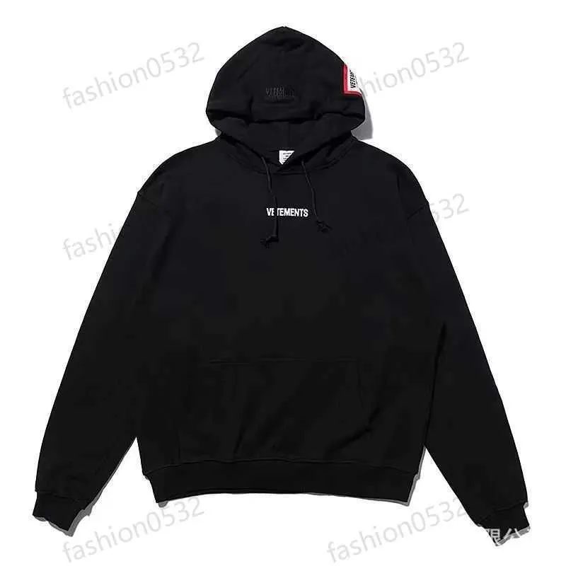 DHgate.com:VETEMENTS Mens Embroidered & Printed Sports DHgate.com:VETEMENTS Mens Embroidered & Printed Sports