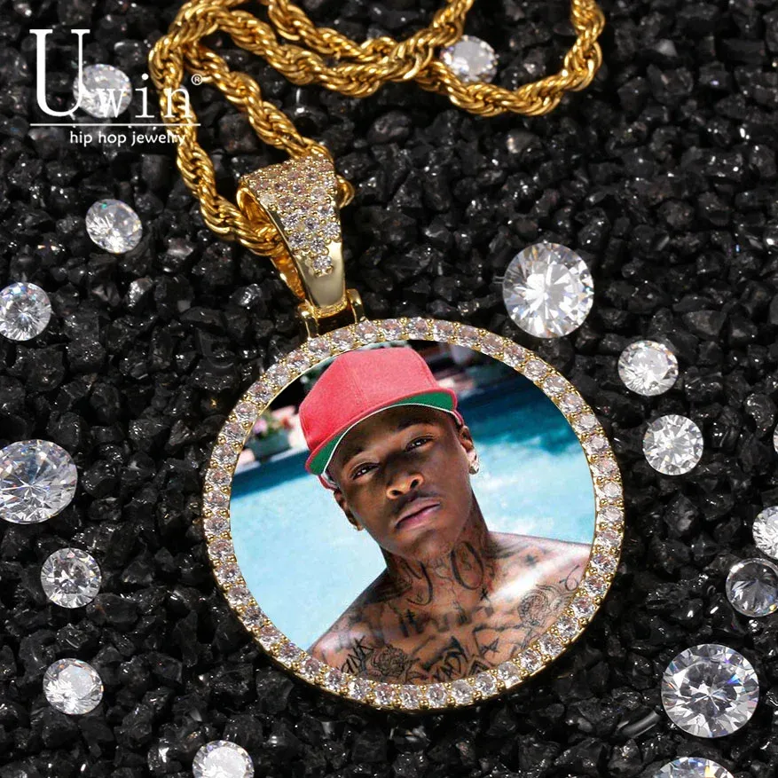 Halsband Uwin Custom Photo Pendant With Picture Charm Necklace Round och Wing Men hiphop smycken för gåva tenniskedja