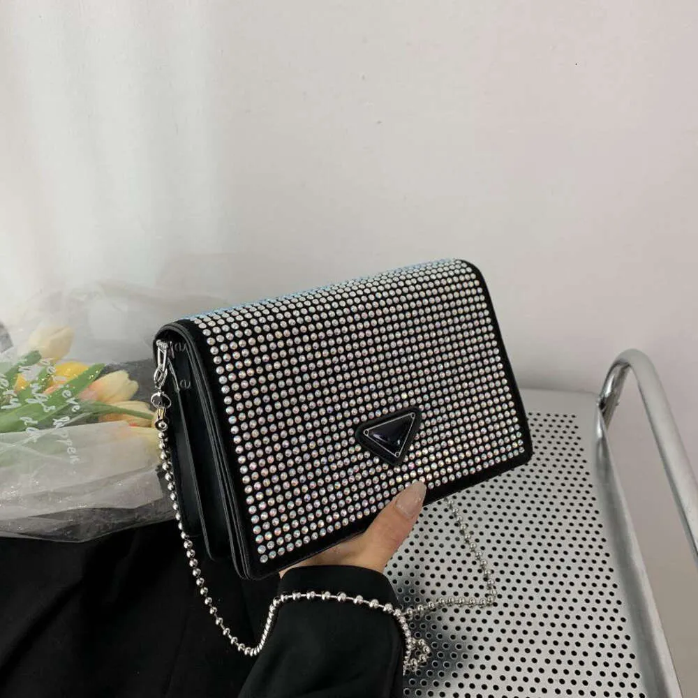 Summer Diamond for Women Popular New Versatile Instagram Chain Fashionable Small Square 2024 New Design Fashion 78% Off Store wholesale