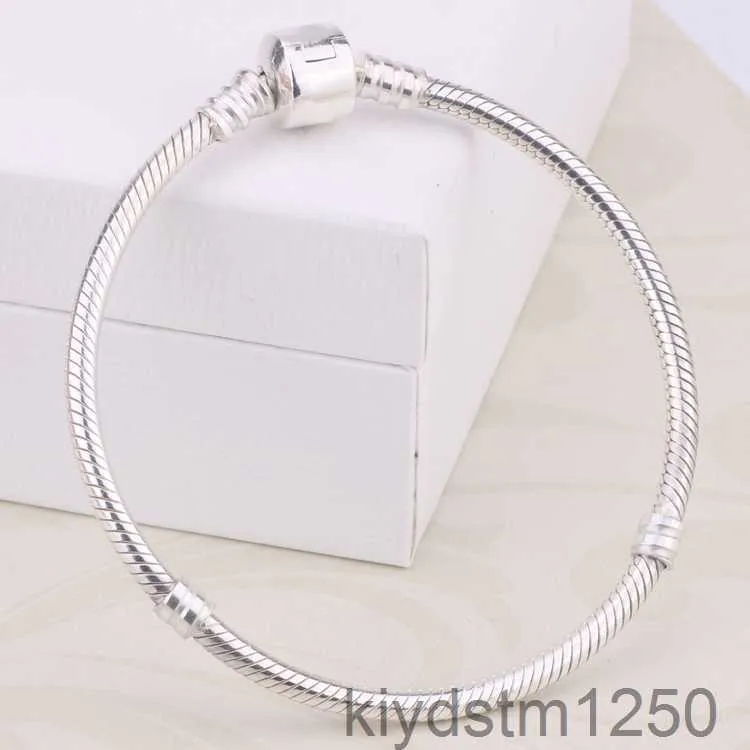 Fabrik grossist 925 Sterling Silver Armband 3mm Snake Chain Fit Charms Bead Bangle Armband smycken gör gåva för män kvinnor 7wiu