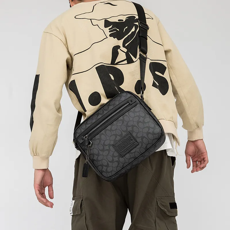 새로운 남성 디자이너 메시지 컴퓨터 허리 가방 패션 인쇄 소프트 가죽 남자의 크로스 바디 노트북 가방 디자인 어깨 메신저 슬링 가방 가방