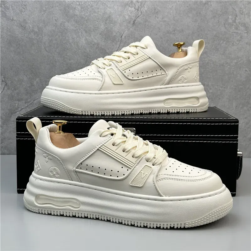 2024 Spring White Men Shoes Platform Male Casual Sneakers Men Board Shoes Fashion Thick-soled Trendy Men Vulcanized Shoes Student