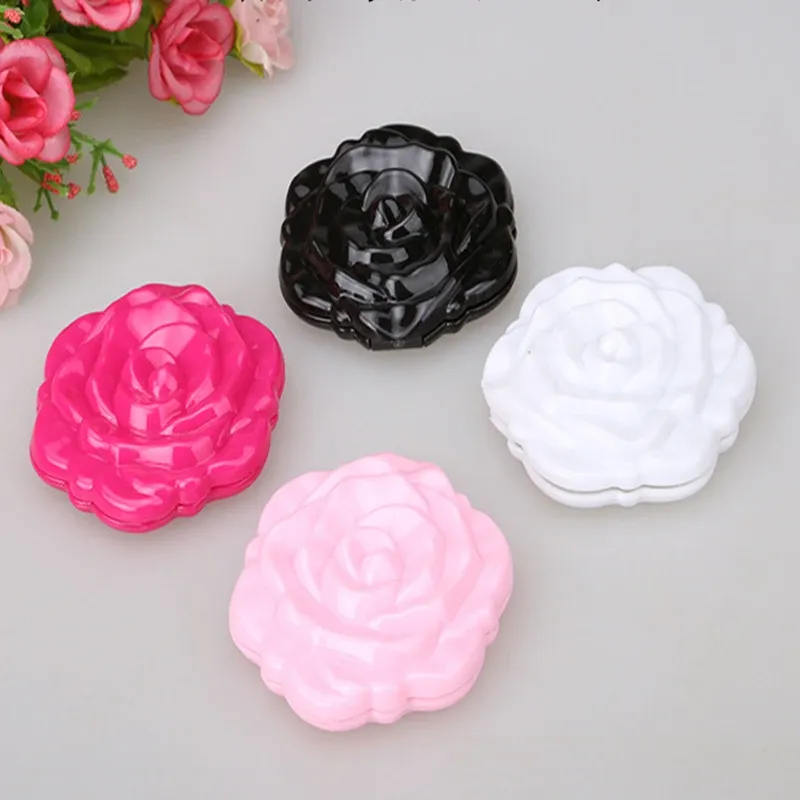 Speglar 30st Pocket Mirror Plastic Portable Rose Flower Shape Compact Mirror Magic 3D Double Sided Fold Retro Makeup Mirrors