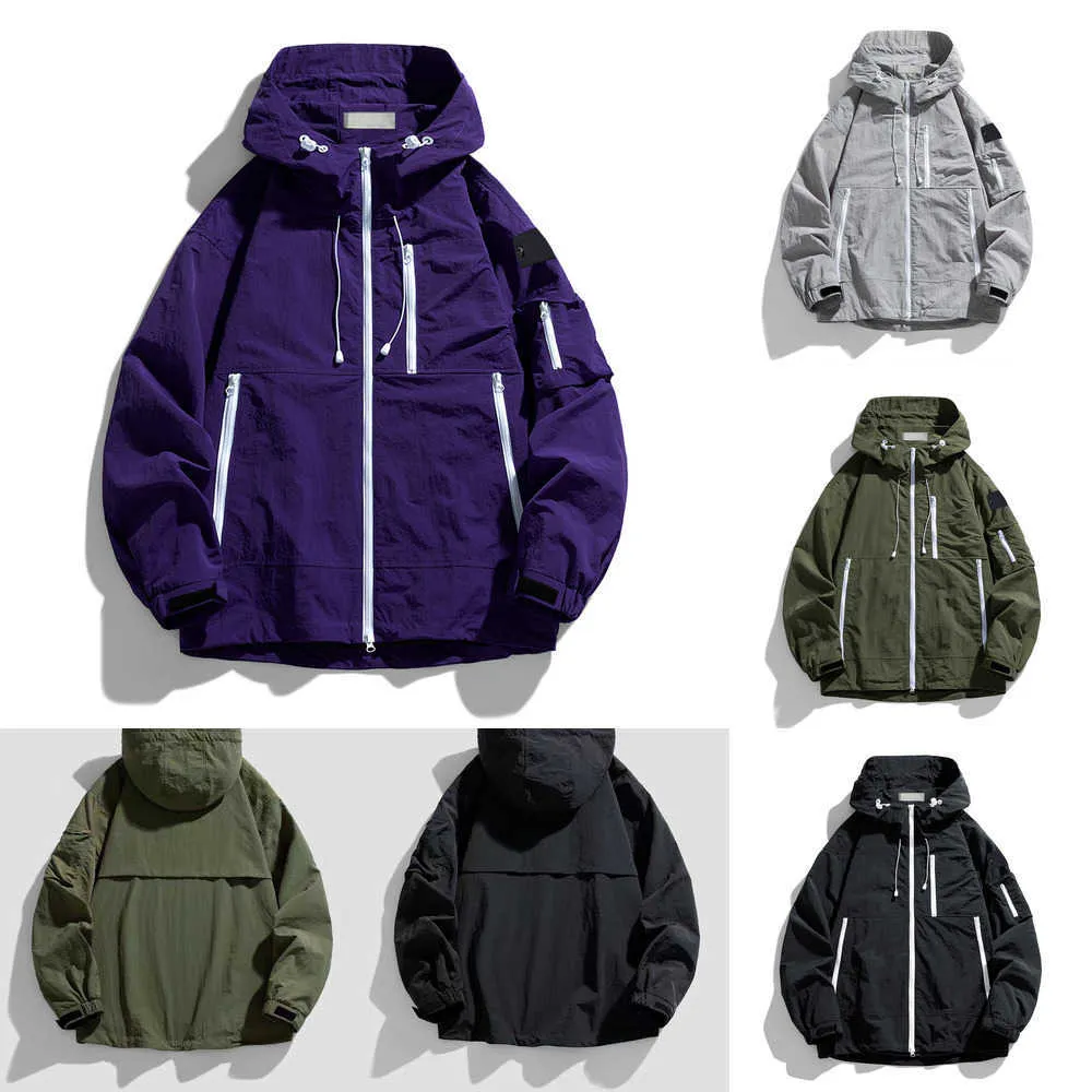 multi-pocket hooded jacket high quality Pullover coat Fashion Designer Clothing Classic versatile puffer jacket Winter Clothes