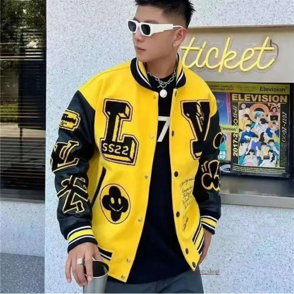 2023 Heren Designer Katoenen Jas Baseball Jack Windjack Windscherm Varsity Lightning Letter Stiksel Enkele rij knopen Kleurblok Opstaande kraag Bomber Shark 752