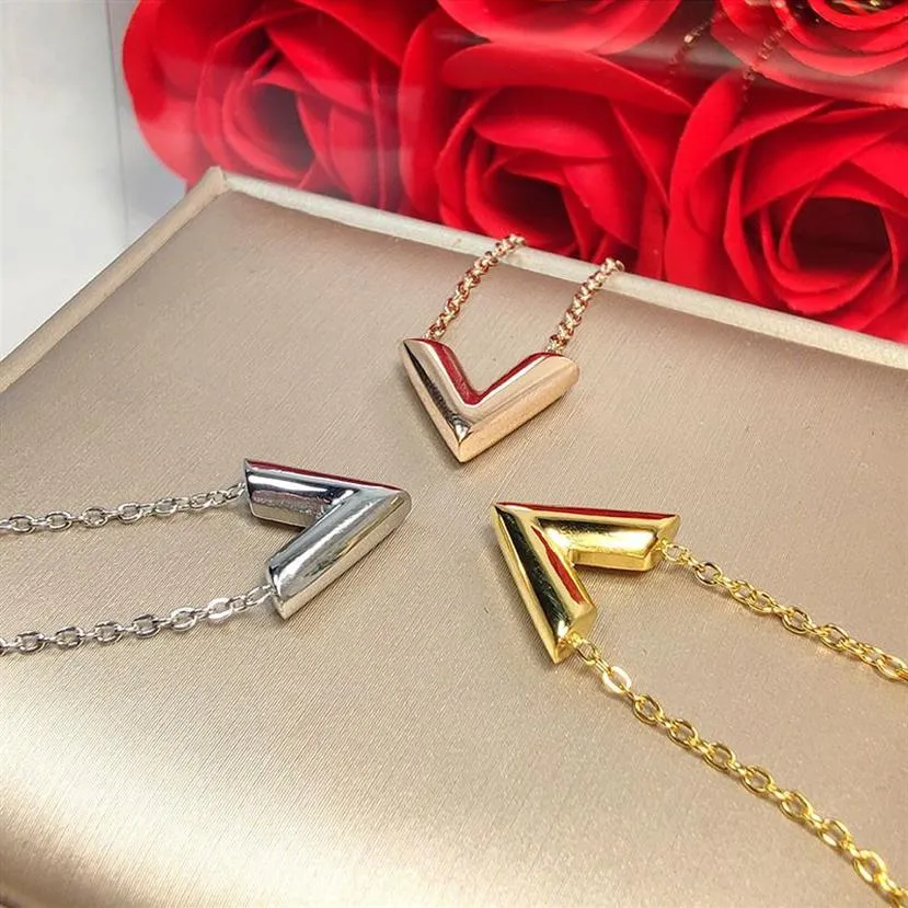 Aldrig bleka 3 färger rostfritt stål guldhalsband v brev hänge klassisk stil designer halsband älskar kvinnor smycken hela272m