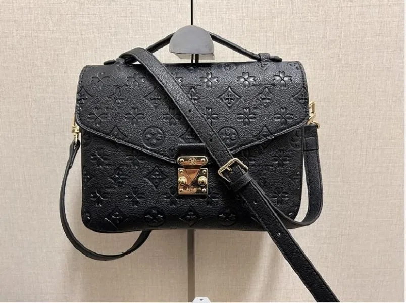 designerskie torby na ramię Woman Crossbody Tote Torka utleniająca skórzana metis elegancki uchwyt marki projektant litery kwiatowe szelki kruche