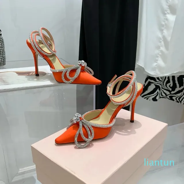 Femmes Stiletto Talons Sandales Luxury Designers Dîner chaussures habillées avec boîte