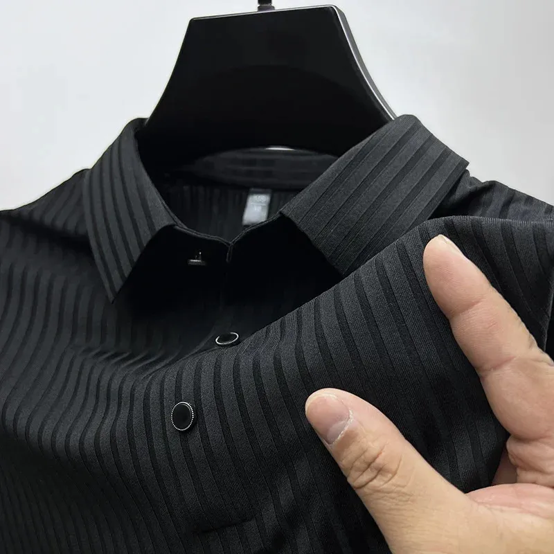 Yaz Yeni Buz İpek Erkek Dantel Yukarı İçi Boş Kısa Kollu Polo Gömlek 2023 Nefes Alabilir Business T-Shirt Erkek Marka Giyim 4xl 240130