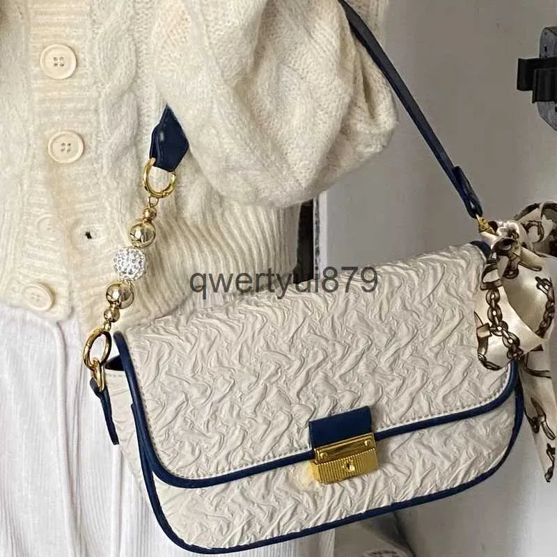 Schoudertassen Fasion Soulder Dames Luxe Merk Designer andbag 2023 Nieuw in Oxford Materiaal Kralen Decoratie Casual Messenger Bag Y2Kqwertyui879