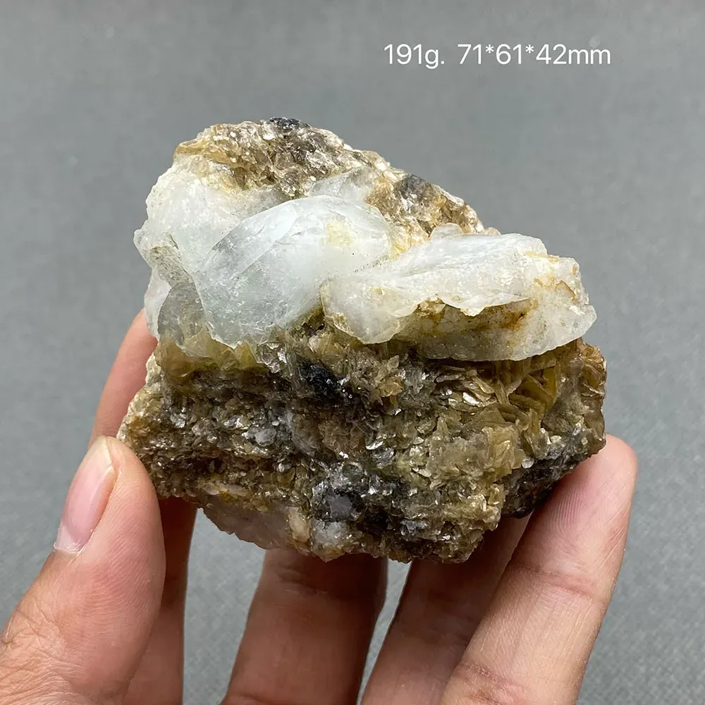 Pendants 100% naturels aigue-marine et mica flocons symbiotiques spécimen rugueux Crystal Mory Stone de Chine xuebaoding