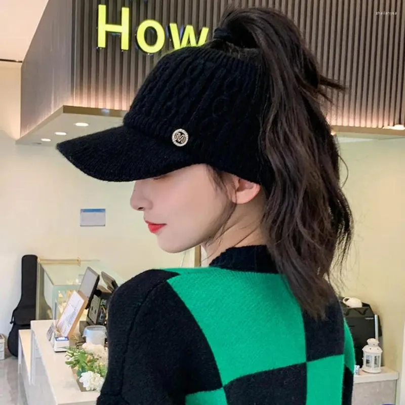Berets Ladies Winter Hat Stylish Women's Autumn Knitted Baseball With Extended Brim For Outdoor Sports Golf Warm Knit