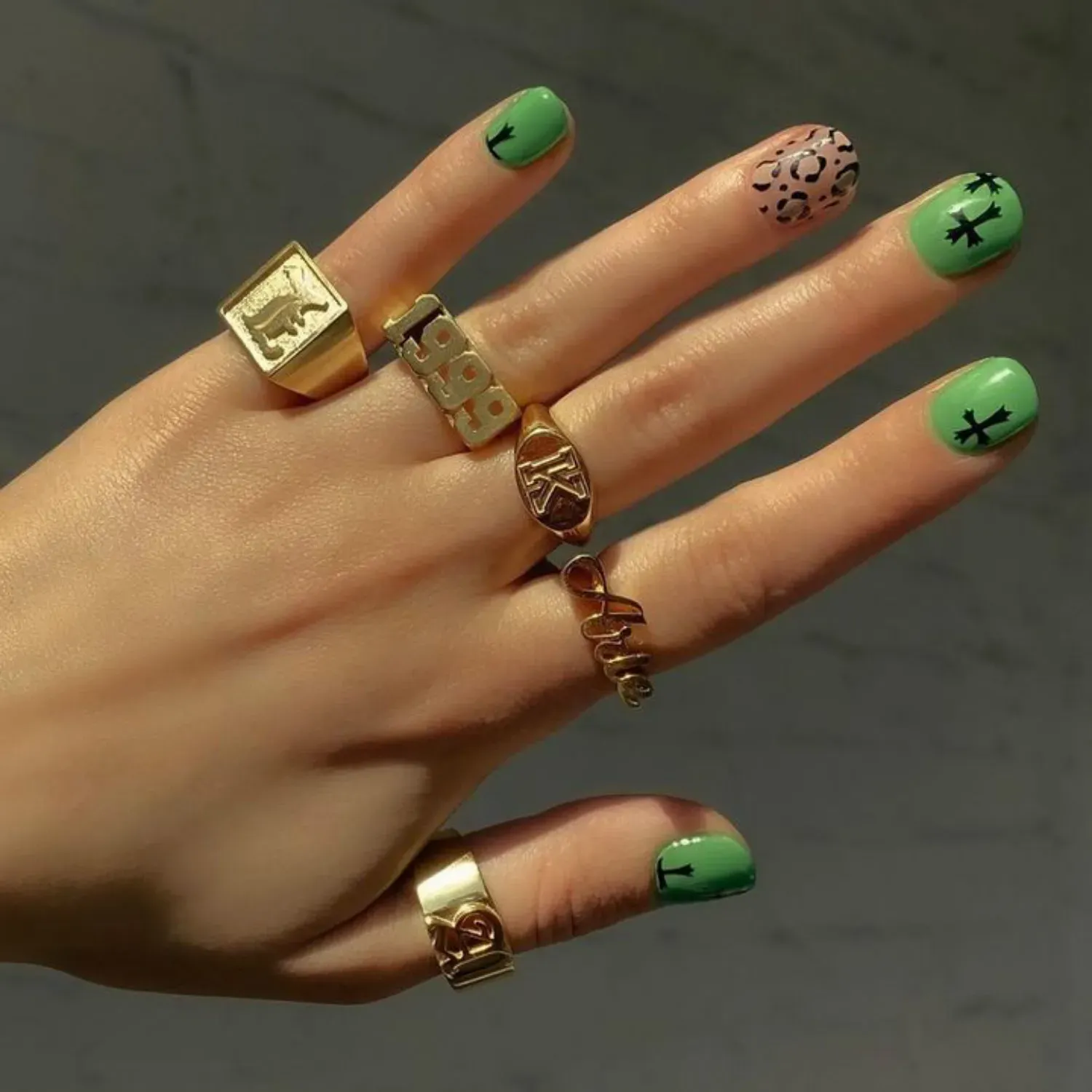 Pierścienie ZCITI Damski pierścionek dla kobiet spersonalizowany spersonalizowany nazwa Chunky Pierścienie Kobieta biżuteria ze stali nierdzewnej Mężczyznę Viking