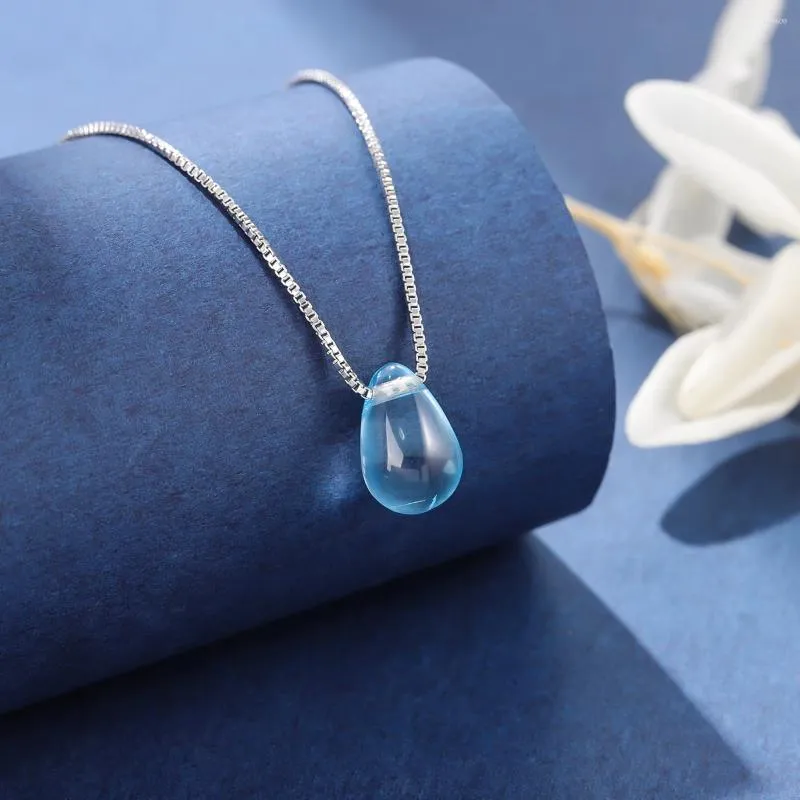 Pendant Necklaces Beautiful Female Blue Crystal Silver Plated Jewelry Simple Water Drop Temperament Clavicle Chain XL053