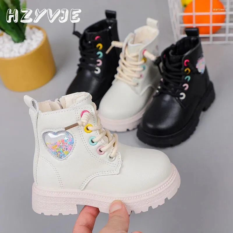 Botas meninas moda outono/inverno crianças curtas estilo britânico couro de tamanho médio adicionar algodão sapatos de princesa