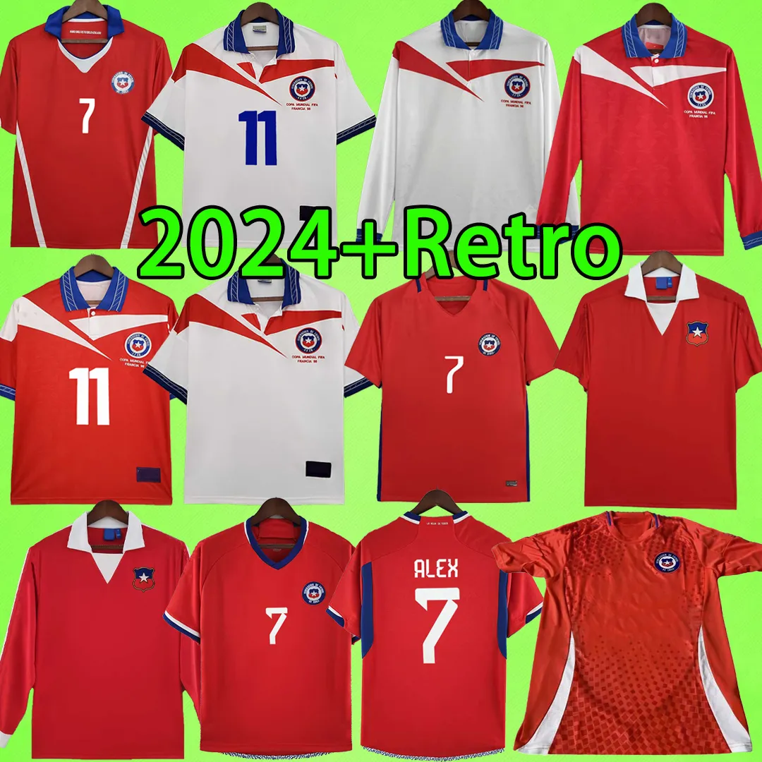 Chile soccer legends' uniforms