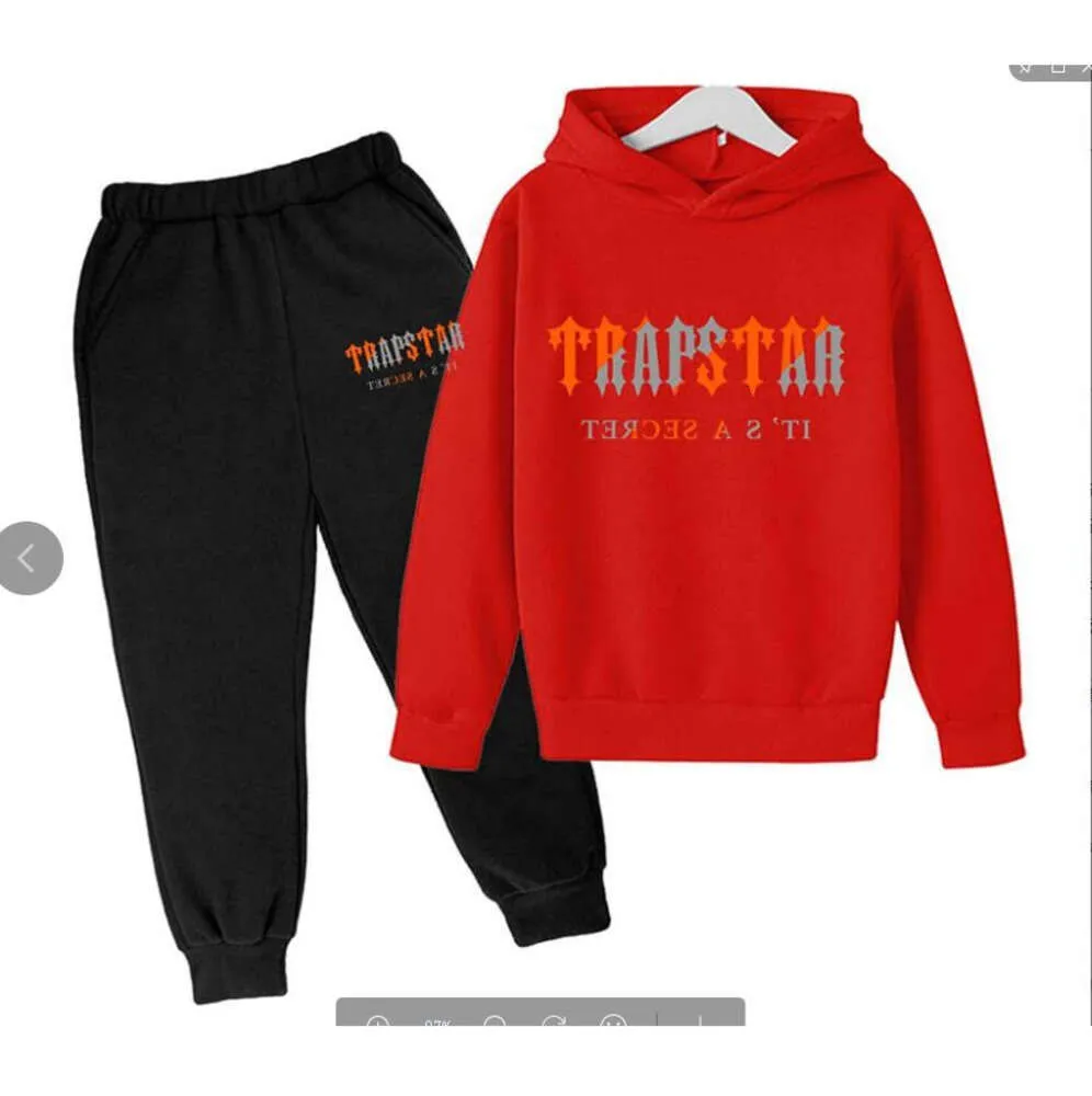 2024Tracksuit Trapstar Kids Designer Clothes Sets Baby Printed Sweatshirtマルチカラー温かい2つのピース