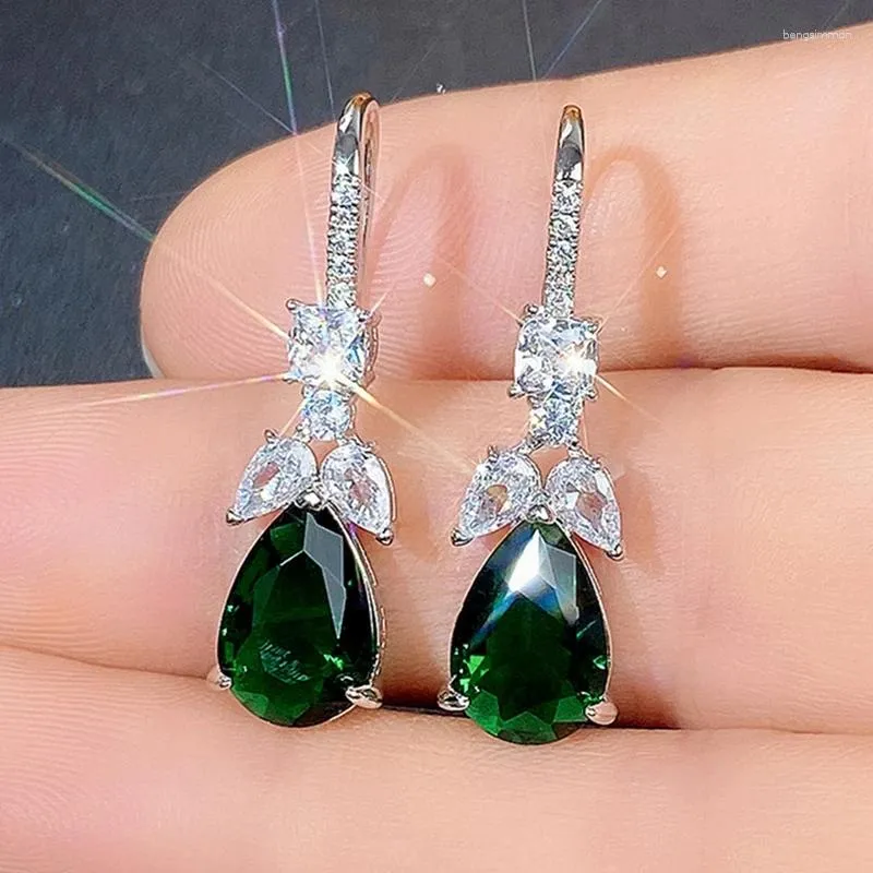 Dangle Earrings Noble Pear Shaped Green Cubic Zirconia Drop Women Elegant Wedding Party Ear Accessories Nice Gift Jewelry