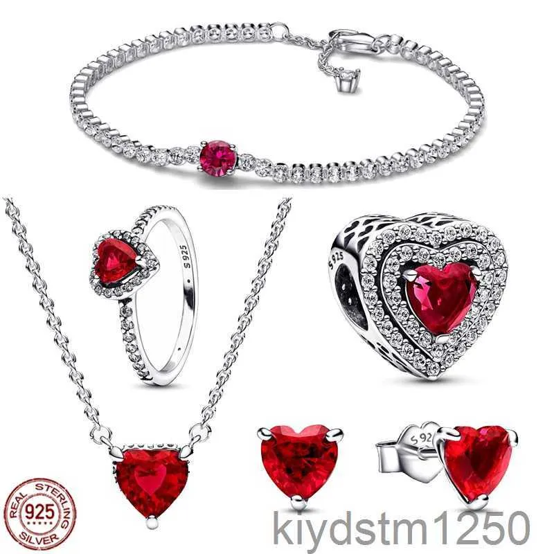 925 Sterling Silver Charms Pulseiras Jóias Conjunto de cinco peças de Blink Red Heart Series Designer Pulseira Colar Anel Fit Belo presente para namorada 0coz