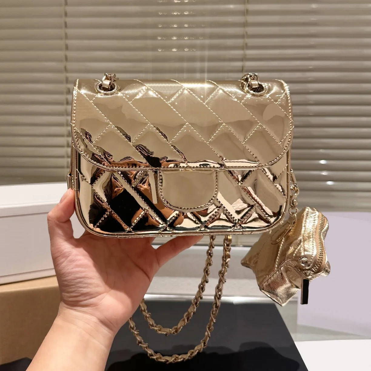 shiny patent leather crossbody bag designer bag Women Genuine Leather luxury bag womens Fashion Classic Diamond Lattice handbag with dust bag