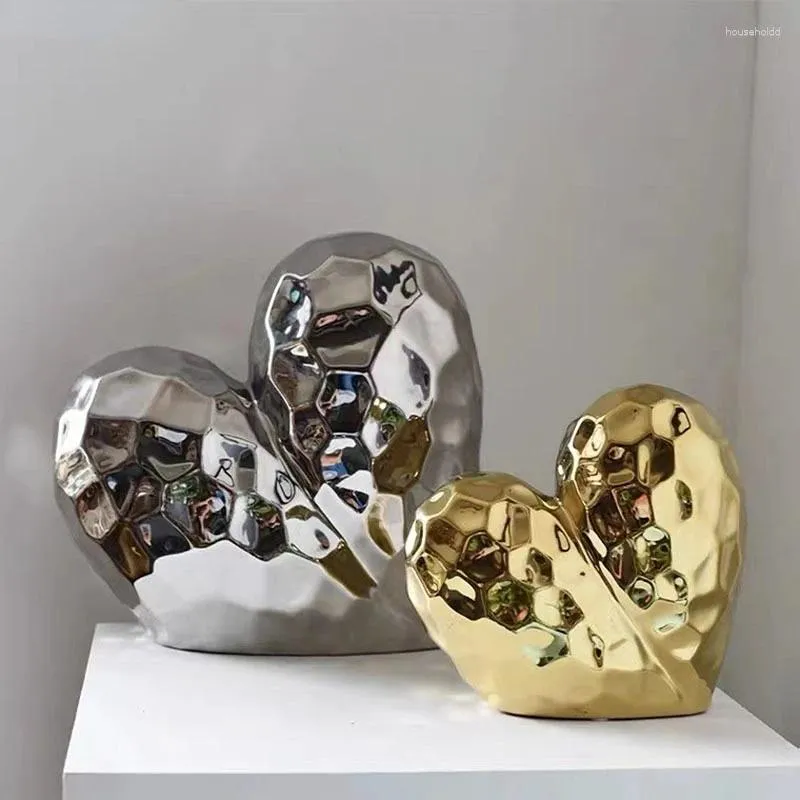 Figurines décoratives en céramique, plaqué or, en forme de cœur, artisanat, ornements de bureau, Sculpture dorée, décoration de maison