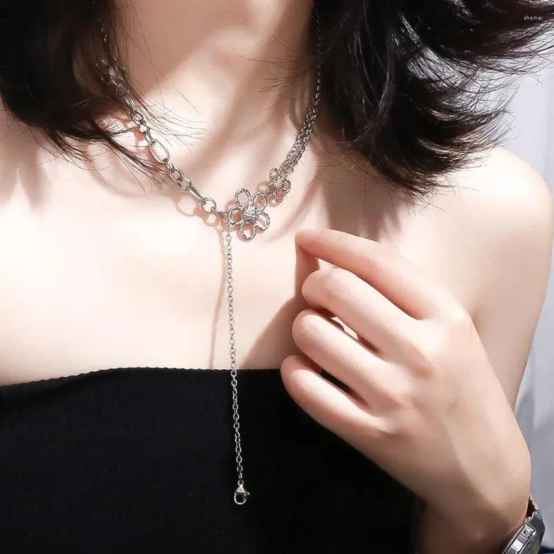 Choker Street Style Titanium Steel Fashion Design Korean smycken Tassel Women Pendant Necklace Metal Clavicle Chain