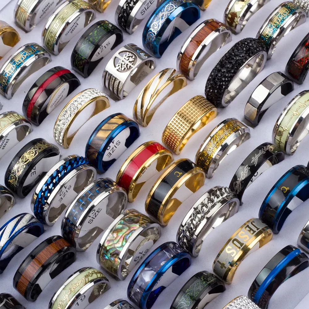 Rings 30 pezzi/lotto Mescola top ad anello in acciaio inossidabile di alta qualità per uomini 2022 Gioielli di moda Dimentica da 1723 mm Regalo per feste
