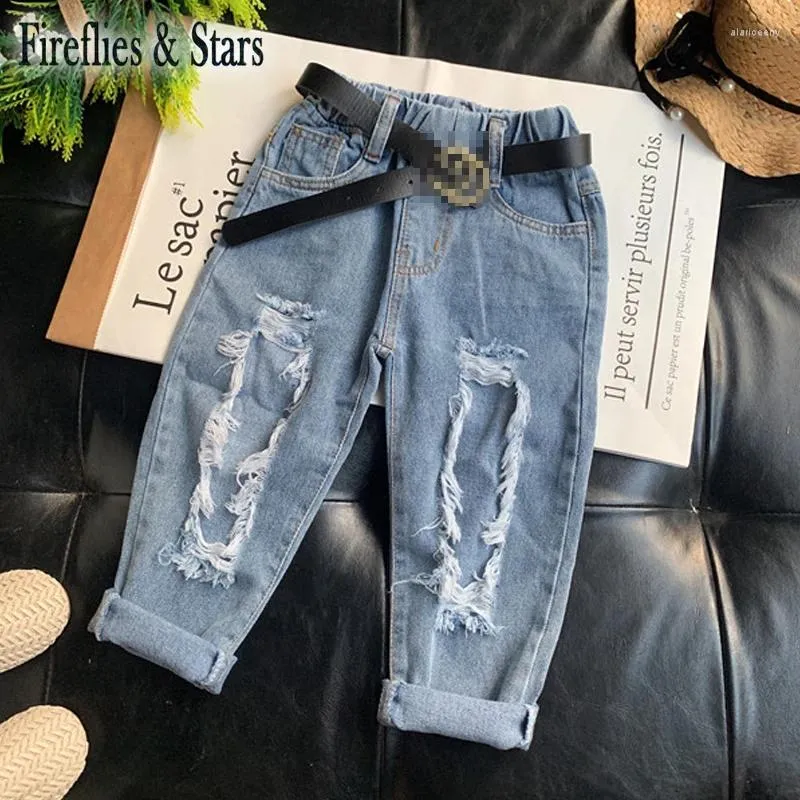 Pantaloni Primavera Estate Ragazze Jeans Pantaloni in denim per bambini Bambini Bambini Streetwear Moda Nappa strappata con foro da 2 a 7 anni