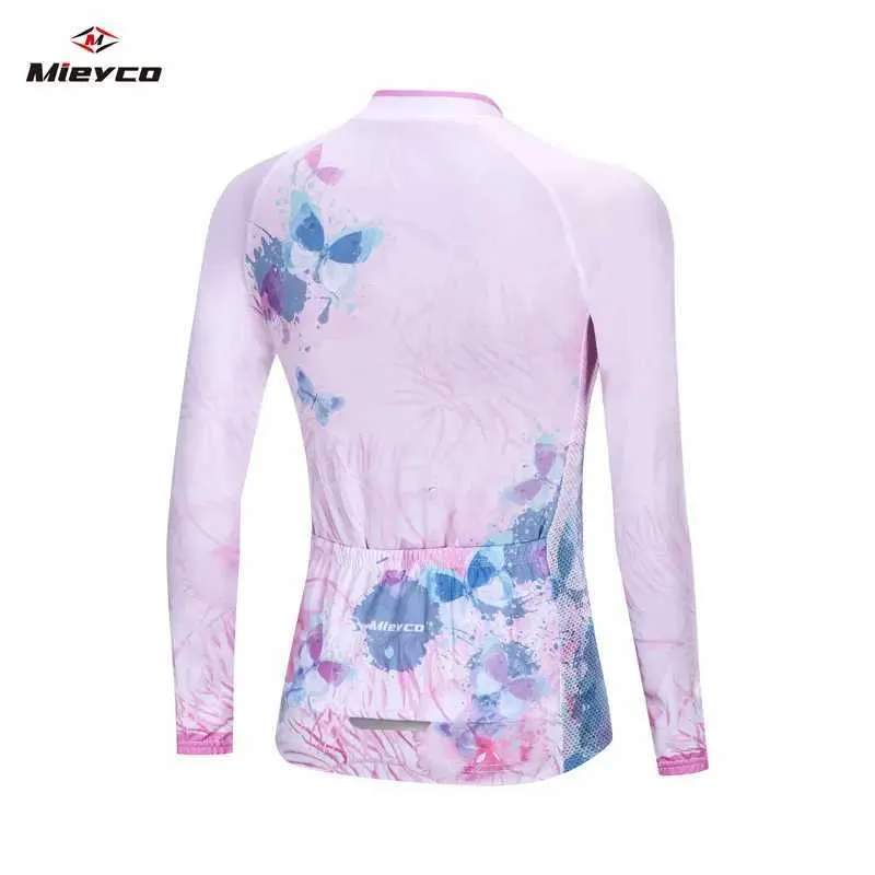 pink-cycling-jersey