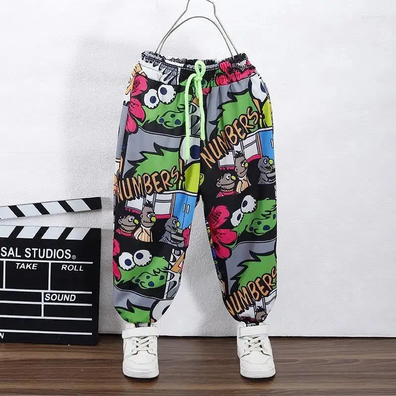 Pantaloni 2024 Primavera Moda Arrivo Ragazzi Tie Dye Pantaloni Casual Offerte Graffiti Pittura Stampa Pantaloni sportivi Bambini Lunghi 3-10 Y